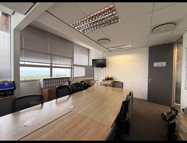 324M² OFFICE TO LET IN UMHLANGA RIDGE